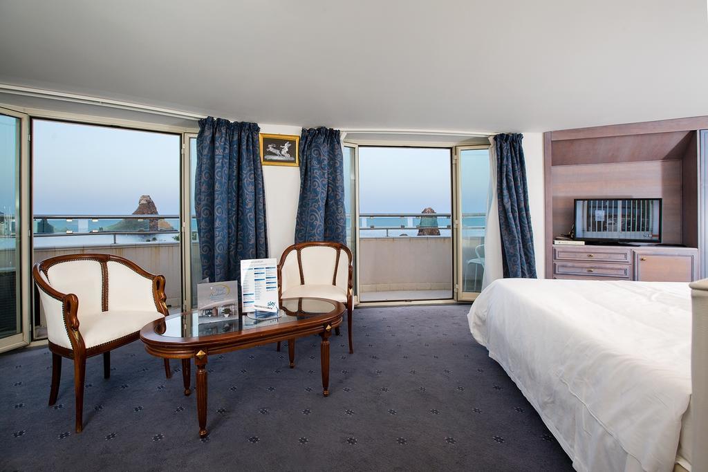 Hotel Grand Faraglioni Aci Trezza
