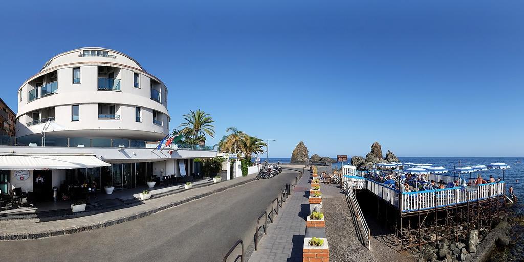 Hotel Grand Faraglioni 4*